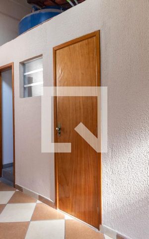 Casa à venda com 220m², 2 quartos e 2 vagas Casa à venda com 220m², 2 quartos e 2 vagasLavabo 2