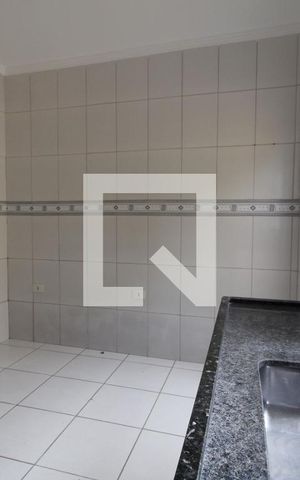 Casa para alugar com 130m², 4 quartos e 2 vagasCozinha Edícula