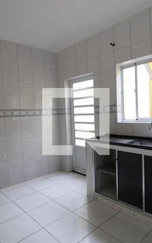 Casa para alugar com 130m², 4 quartos e 2 vagasCozinha Edícula