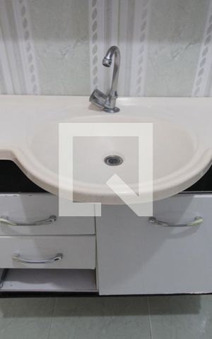 Casa para alugar com 130m², 4 quartos e 2 vagasBanheiro Edícula