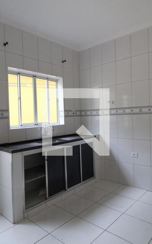 Casa para alugar com 130m², 4 quartos e 2 vagasCozinha Edícula