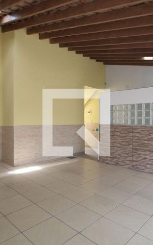 Casa para alugar com 130m², 4 quartos e 2 vagasGaragem