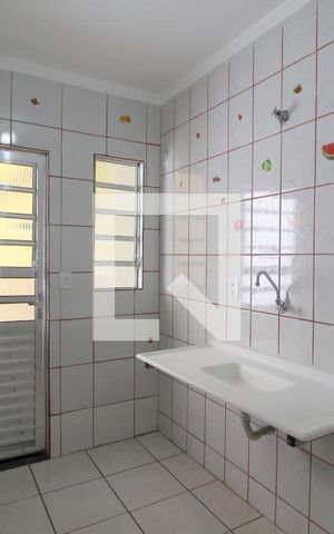 Casa para alugar com 130m², 4 quartos e 2 vagasCozinha