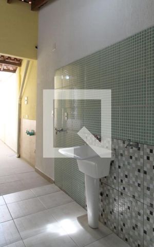 Casa para alugar com 130m², 4 quartos e 2 vagasÁrea de Serviço