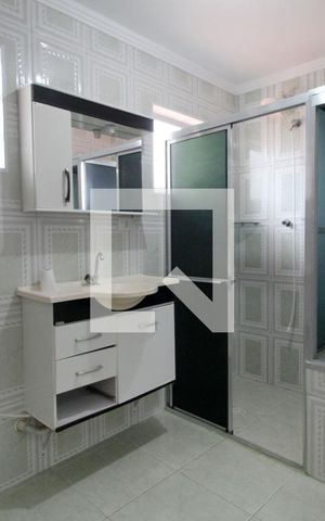 Casa para alugar com 130m², 4 quartos e 2 vagasBanheiro Edícula