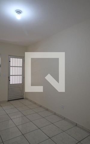 Casa para alugar com 130m², 4 quartos e 2 vagasSala