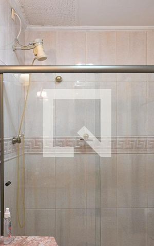 Casa à venda com 215m², 3 quartos e 2 vagasBanheiro 2