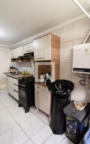 Apartamento para alugar com 63m², 2 quartos e 1 vaga Apartamento para alugar com 63m², 2 quartos e 1 vagaCozinha e Área de Serviço