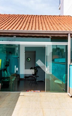 Apartamento à venda com 145m², 3 quartos e 2 vagas Apartamento à venda com 145m², 3 quartos e 2 vagasCobertura