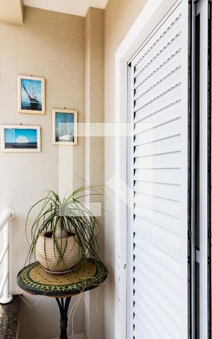 Apartamento à venda com 145m², 3 quartos e 2 vagas Apartamento à venda com 145m², 3 quartos e 2 vagasVaranda Quarto 3