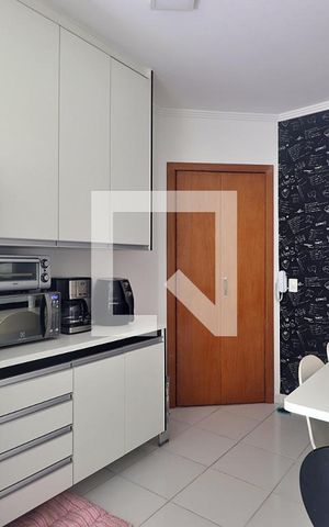 Apartamento à venda com 82m², 3 quartos e 2 vagasCozinha
