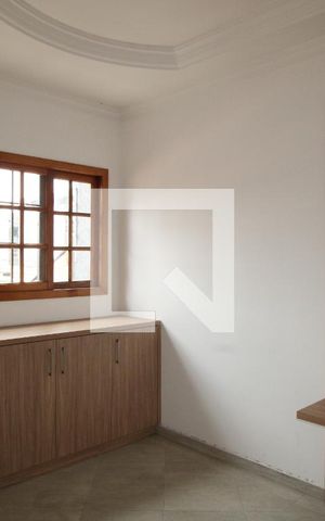 Casa para alugar com 200m², 3 quartos e 5 vagasSala