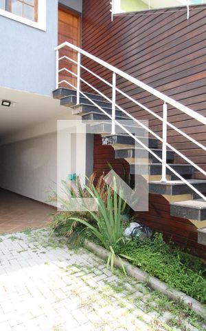 Casa para alugar com 200m², 3 quartos e 5 vagasEntrada