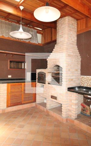 Casa para alugar com 200m², 3 quartos e 5 vagasarea gourmet/sauna