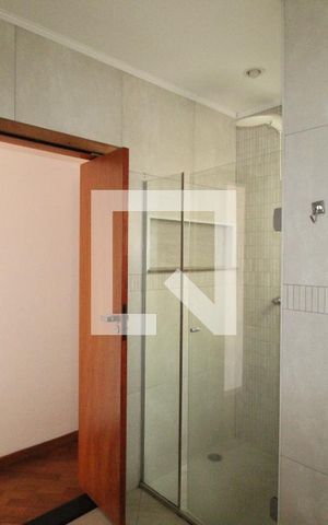 Casa para alugar com 200m², 3 quartos e 5 vagasBanheiro da Suíte 1