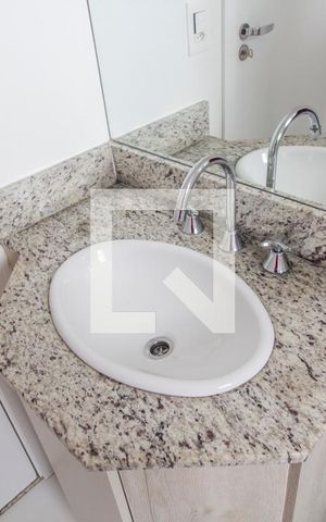 Apartamento à venda com 109m², 3 quartos e 2 vagas Apartamento à venda com 109m², 3 quartos e 2 vagasBanheiro