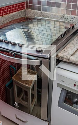 Apartamento à venda com 154m², 3 quartos e 3 vagas Apartamento à venda com 154m², 3 quartos e 3 vagasCozinha