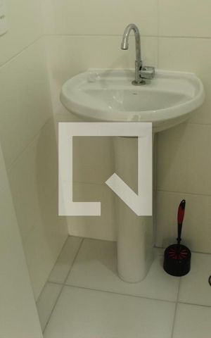 Apartamento para alugar com 27m², 1 quarto e sem vagaBanheiro