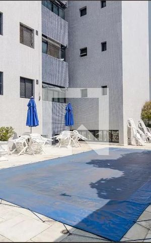 Apartamento à venda com 125m², 3 quartos e 2 vagas Apartamento à venda com 125m², 3 quartos e 2 vagasÁrea comum - Piscina
