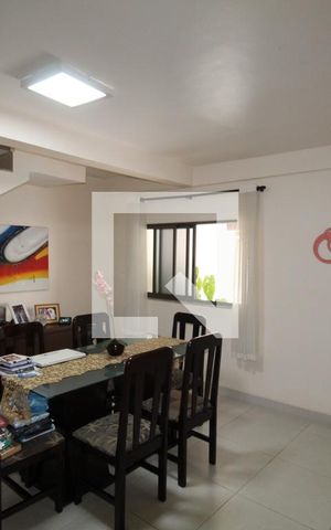 Casa à venda com 800m², 5 quartos e 3 vagasSala