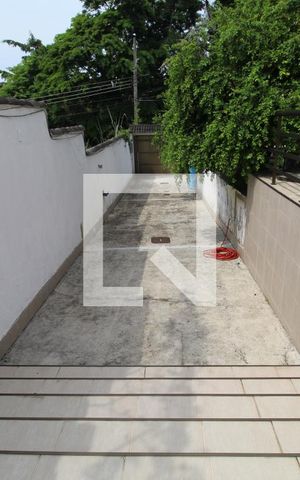 Casa à venda com 800m², 5 quartos e 3 vagasGaragem