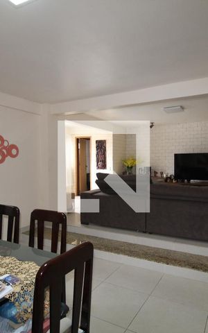 Casa à venda com 800m², 5 quartos e 3 vagasSala