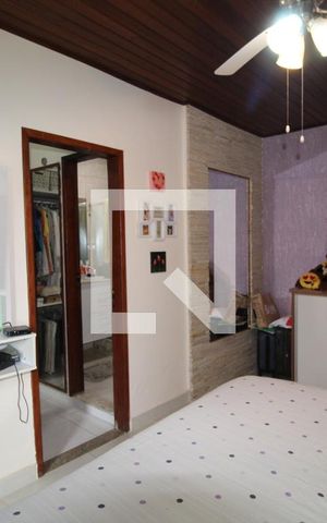 Casa à venda com 800m², 5 quartos e 3 vagasSuíte 3