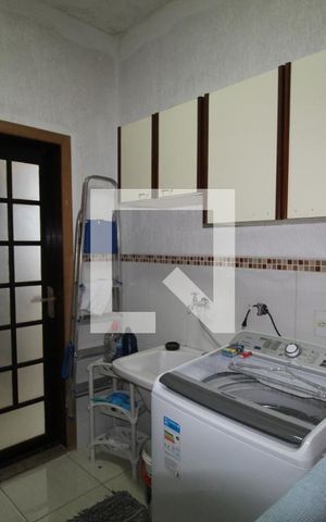 Casa à venda com 800m², 5 quartos e 3 vagasÁrea de serviço