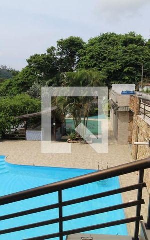 Casa à venda com 800m², 5 quartos e 3 vagasSuíte 3 - Vista
