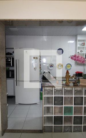 Casa à venda com 800m², 5 quartos e 3 vagasCozinha