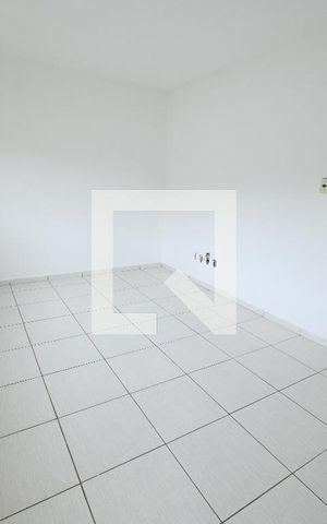 Casa de condomínio à venda com 42m², 2 quartos e 1 vaga Casa de condomínio à venda com 42m², 2 quartos e 1 vagaSala