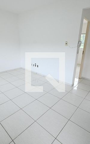 Casa de condomínio à venda com 42m², 2 quartos e 1 vaga Casa de condomínio à venda com 42m², 2 quartos e 1 vagaSala