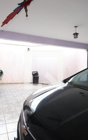 Casa à venda com 200m², 3 quartos e 2 vagasGaragem