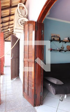 Casa à venda com 200m², 3 quartos e 2 vagasVaranda dos Quartos