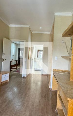 Casa de condomínio à venda com 600m², 4 quartos e 6 vagasSuíte 2