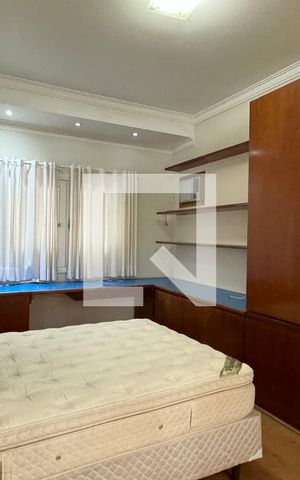 Casa de condomínio à venda com 600m², 4 quartos e 6 vagasSuíte 3