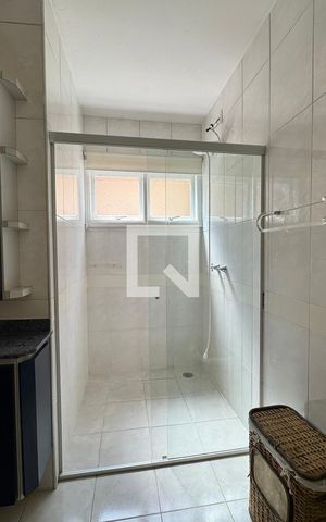 Casa de condomínio à venda com 600m², 4 quartos e 6 vagasBanheiro da Suíte 3
