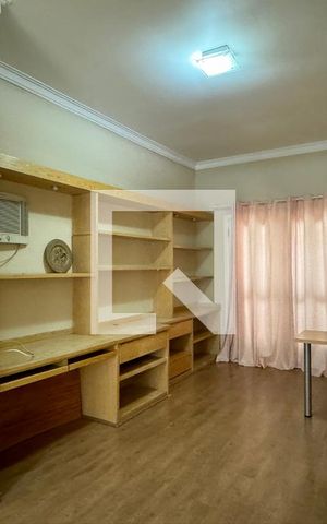 Casa de condomínio à venda com 600m², 4 quartos e 6 vagasSuíte 2