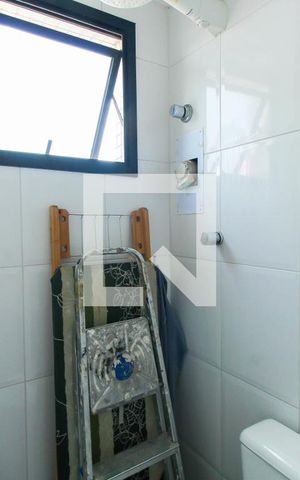 Apartamento à venda com 127m², 3 quartos e 2 vagas Apartamento à venda com 127m², 3 quartos e 2 vagasBanheiro de serviço