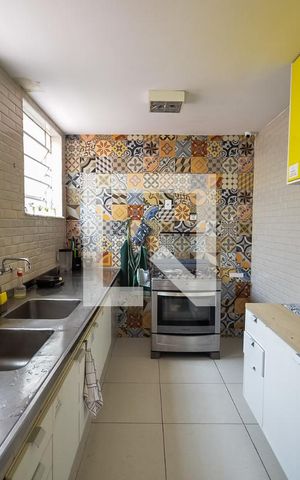 Casa à venda com 400m², 10 quartos e 8 vagas Casa à venda com 400m², 10 quartos e 8 vagasCozinha