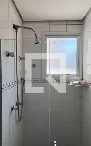 Apartamento para alugar com 36m², 1 quarto e 1 vaga Apartamento para alugar com 36m², 1 quarto e 1 vagaBanheiro