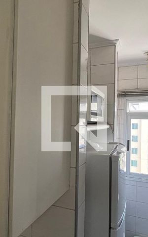 Apartamento para alugar com 36m², 1 quarto e 1 vaga Apartamento para alugar com 36m², 1 quarto e 1 vagaCozinha - Armários