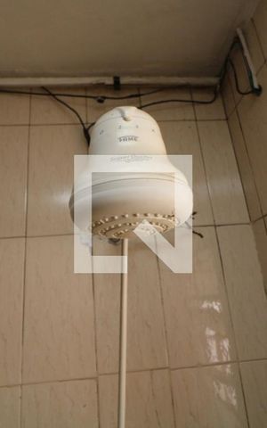 Casa à venda com 80m², 3 quartos e 2 vagasBanheiro