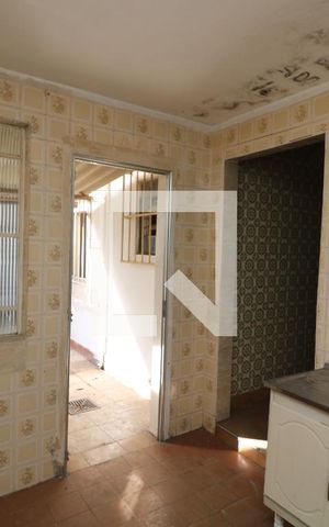 Casa à venda com 80m², 3 quartos e 2 vagasCopa