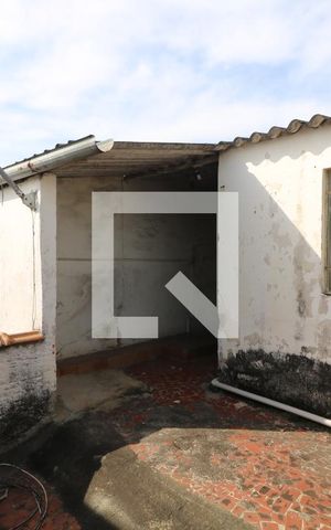 Casa à venda com 80m², 3 quartos e 2 vagasQuintal