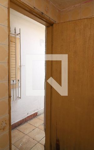 Casa à venda com 80m², 3 quartos e 2 vagasBanheiro 2