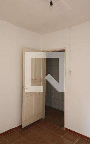 Casa à venda com 80m², 3 quartos e 2 vagasQuarto 2