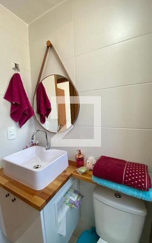Apartamento à venda com 50m², 2 quartos e 1 vaga Apartamento à venda com 50m², 2 quartos e 1 vagaBanheiro