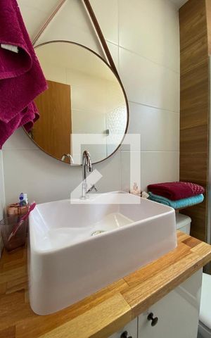 Apartamento à venda com 50m², 2 quartos e 1 vaga Apartamento à venda com 50m², 2 quartos e 1 vagaBanheiro