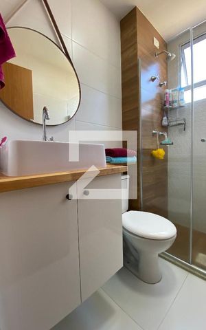 Apartamento à venda com 50m², 2 quartos e 1 vaga Apartamento à venda com 50m², 2 quartos e 1 vagaBanheiro